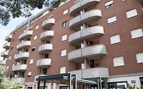 Hotel Palace 2000